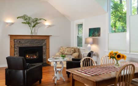 Hillcrest House At The Woodstock Inn On The Millstream