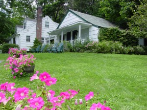 The flowers are all abloom here at the Inn, brightening up summertime in the Hudson Valley. 